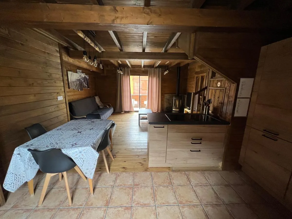 Chalet 6A Dans Les Pyrenees Proche D'Andorre LʼHospitalet-près-lʼAndorre
