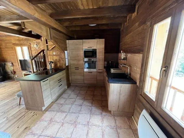 Chalet 6A Dans Les Pyrenees Proche D'Andorre LʼHospitalet-près-lʼAndorre